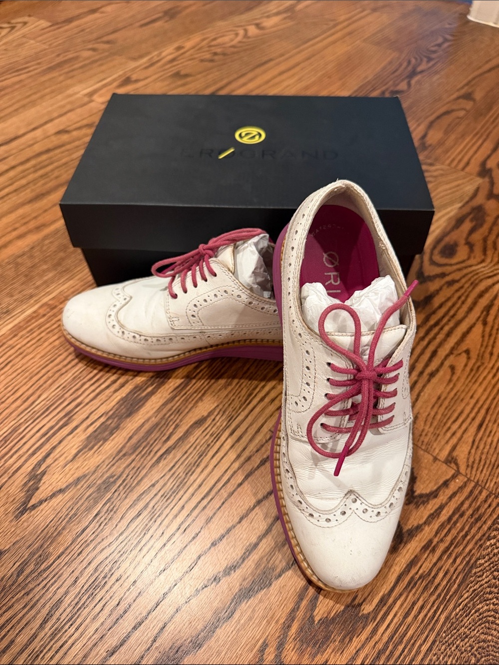 Cole Haan White & Pink Zerogrand Women’s Athletic Shoes Size 6